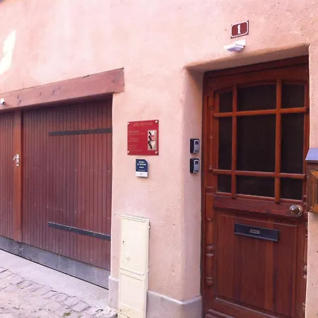 Cali Elina Daire Riquewihr