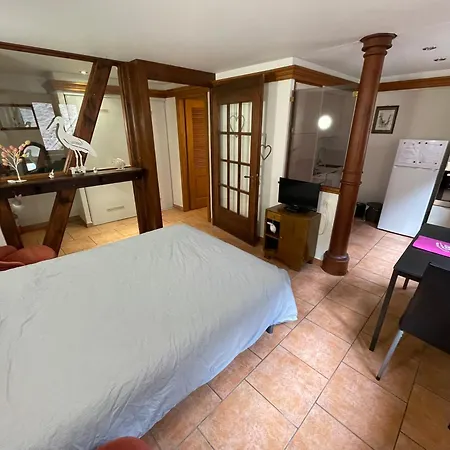 Cali Elina Daire Riquewihr